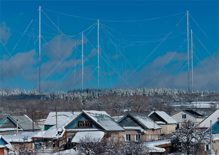 Вышки в снегу