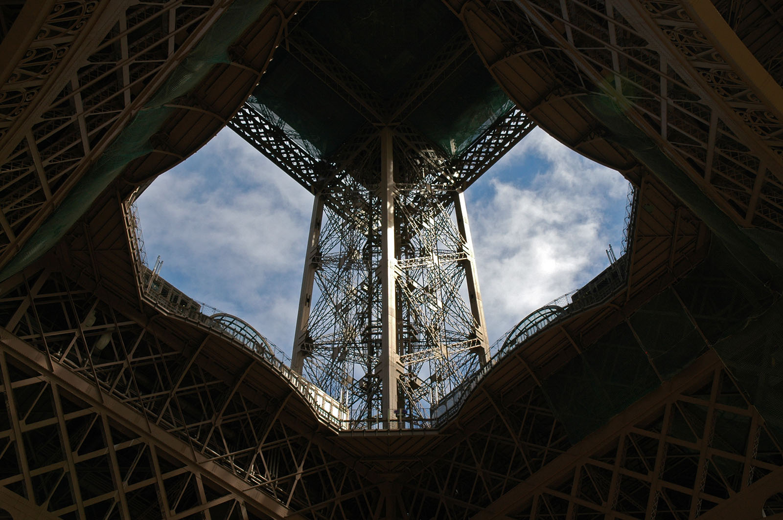 Париж. Эйфелева башня.