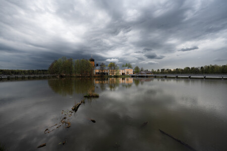 в Введенской пустыне