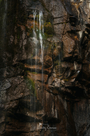 Вечный танец воды и камня... 