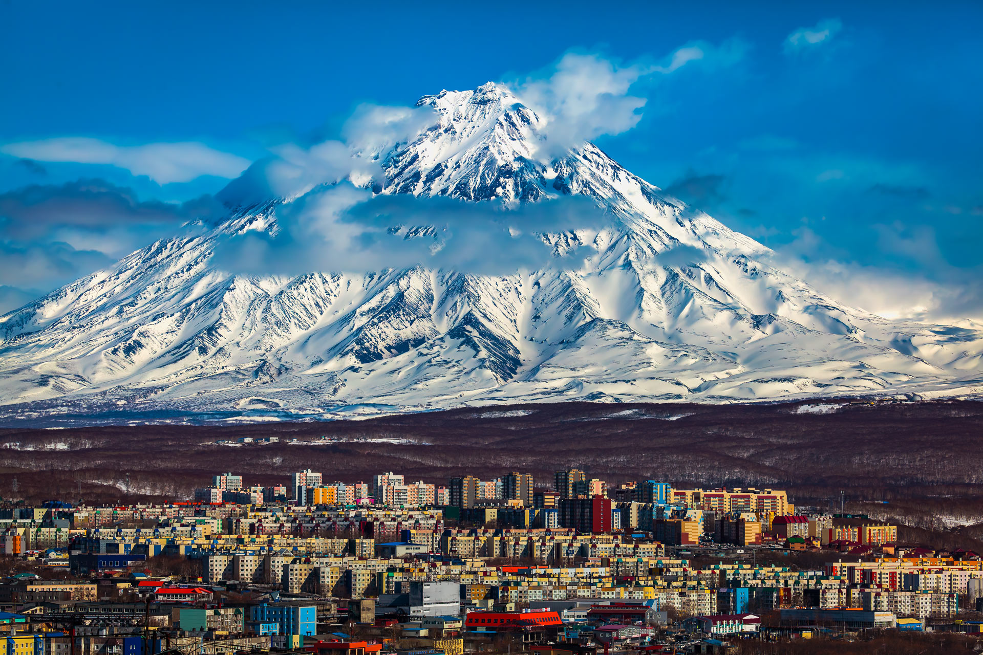 Город под вулканом