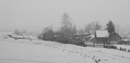 За околицей