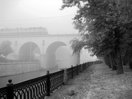 Утренний поезд.