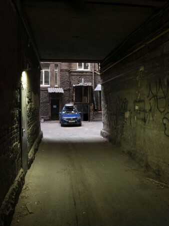 Питерская подворотня