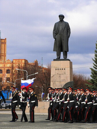 "Верной дорогой идёте, ребята!"
