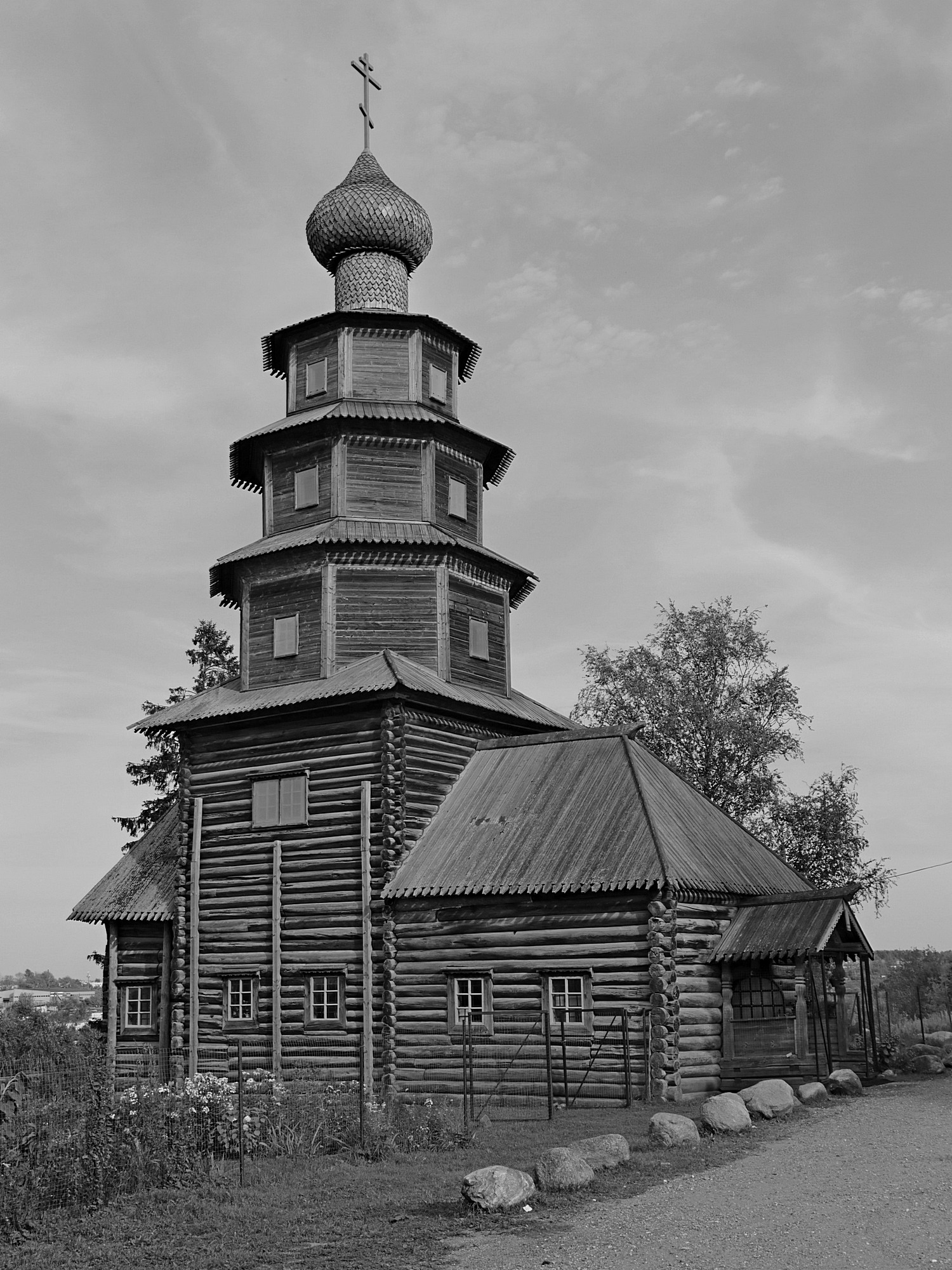 Торжок. Деревянный храм.