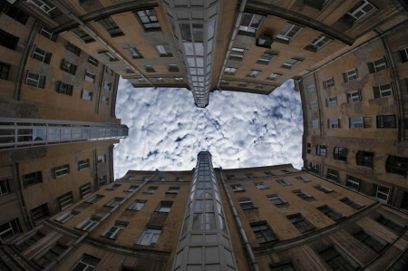 Питерский двор-колодец