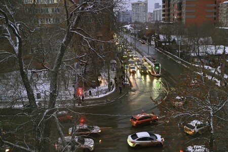 Вечерний город