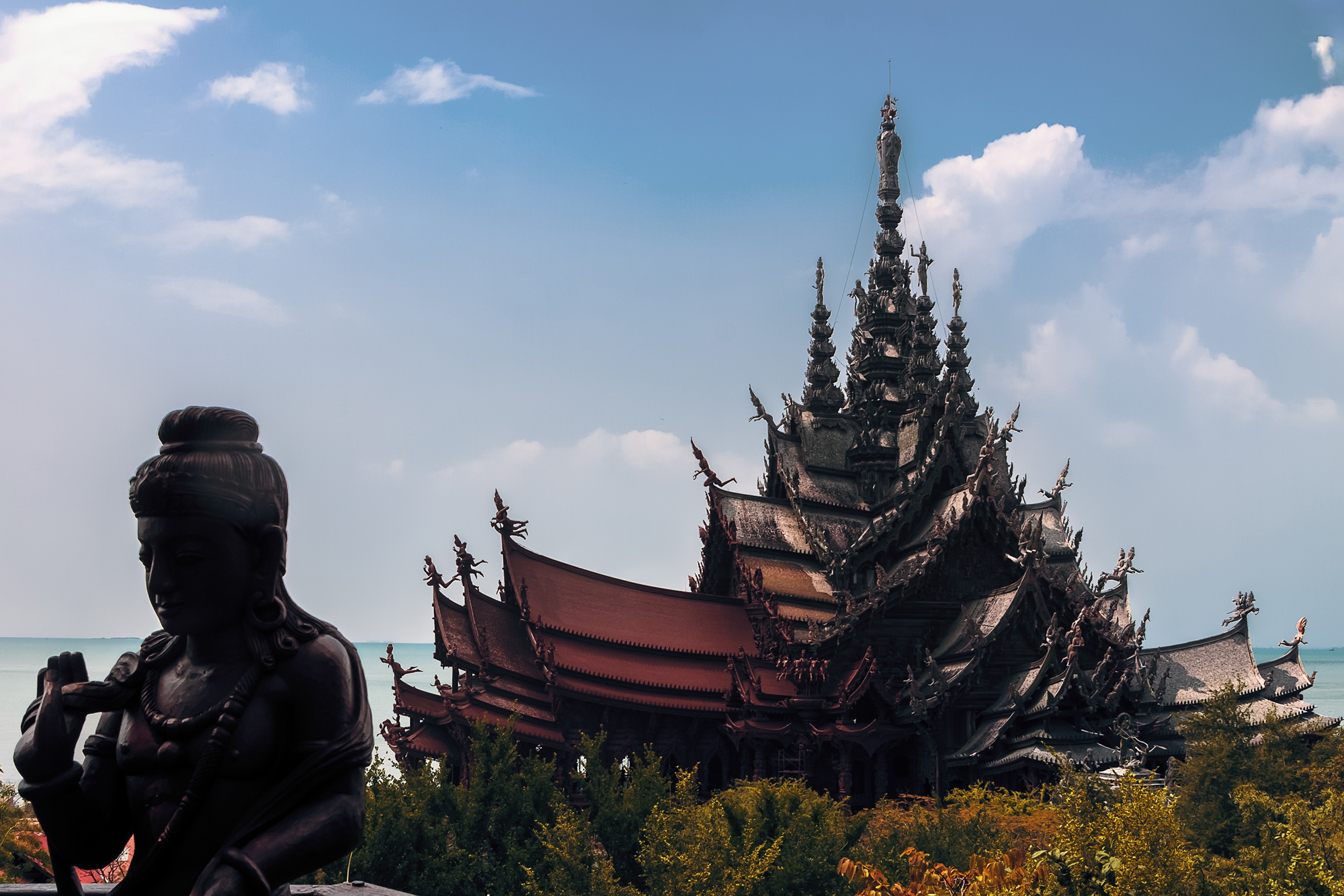 Храм истины, Паттайя