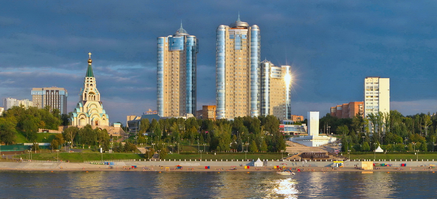 Набережная реки Волга. город Самара.