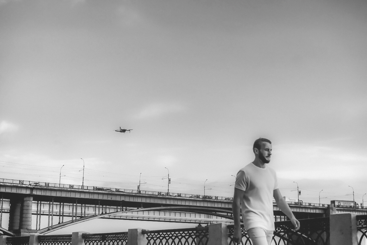 Большой брат следит за тобой