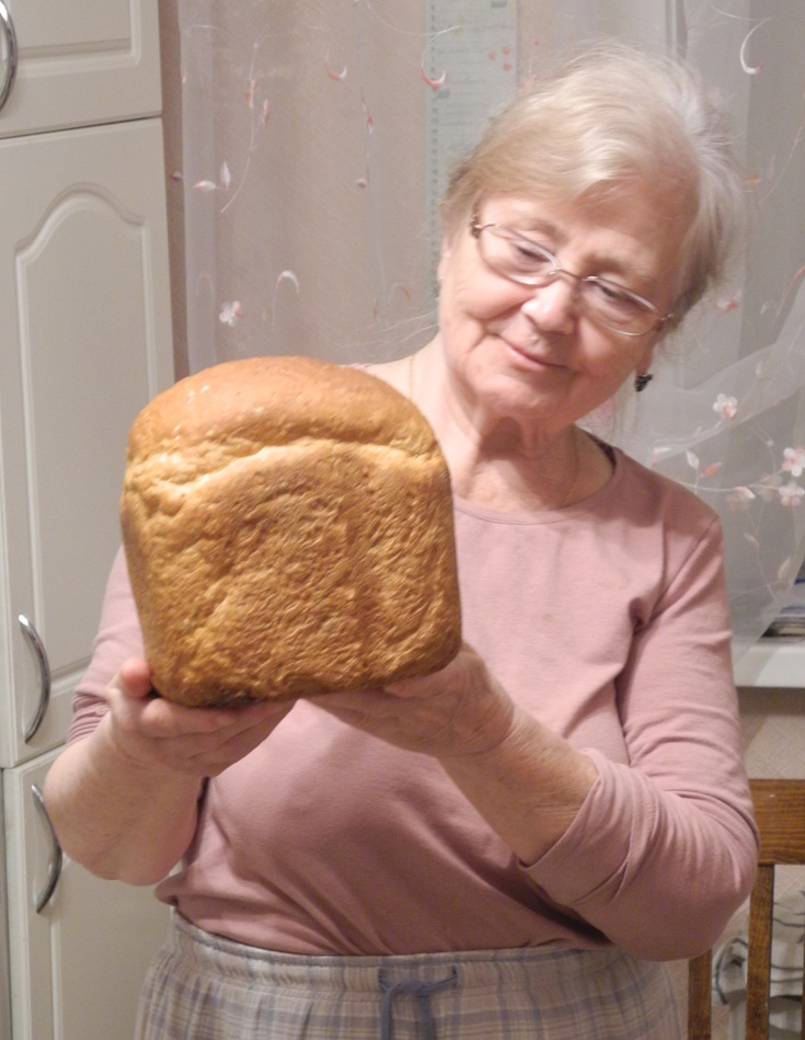 Оцените-хлеб выпекаем дома...