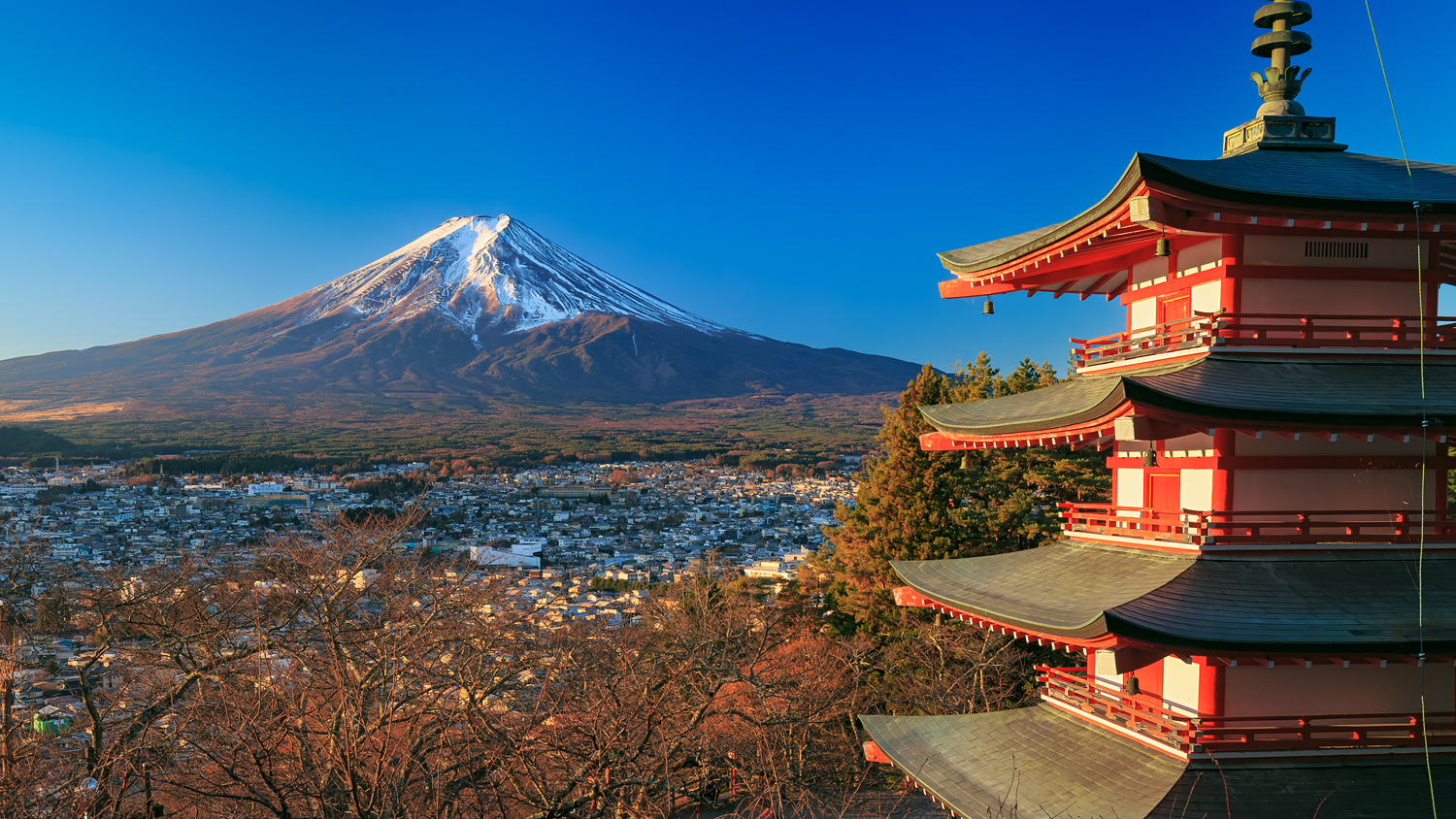 Чурейто падога и Фудзи