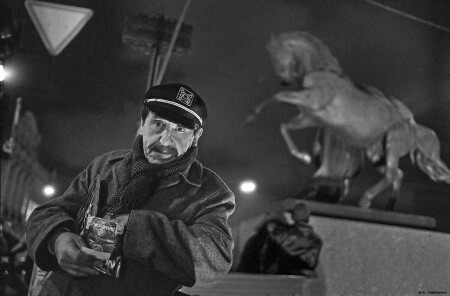 Художник Анатолий Белкин. Аничков мост, С-Пб., 2006.