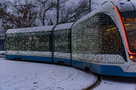 праздник к нам приходит...