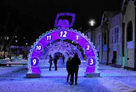 Свидание под часами.