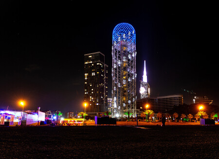 Алфавитная Башня в Батуми