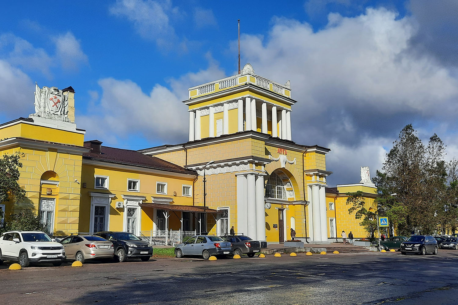 Железнодорожный вокзал, г.Луга