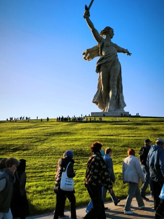 Не зарастёт народная тропа