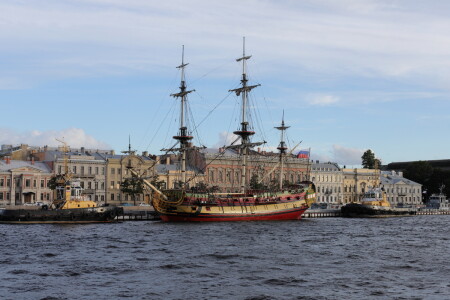 Санкт-Петербург.