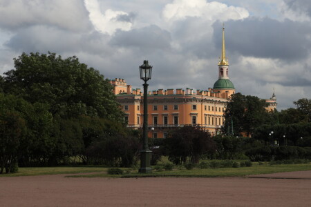 Санкт-Петербург.