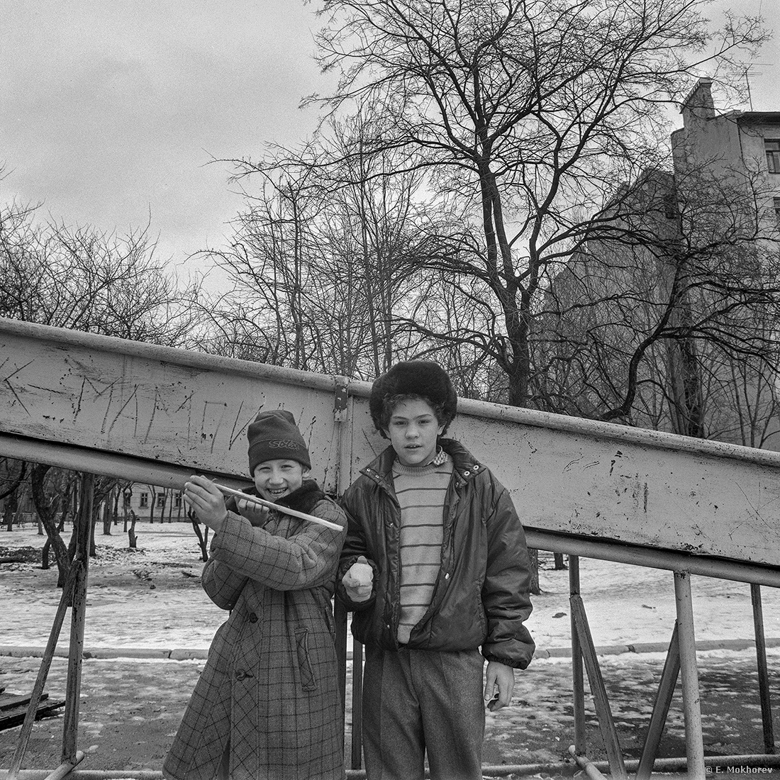 Интернатские. Улица Глухая Зеленина, Ленинград, март 1990.