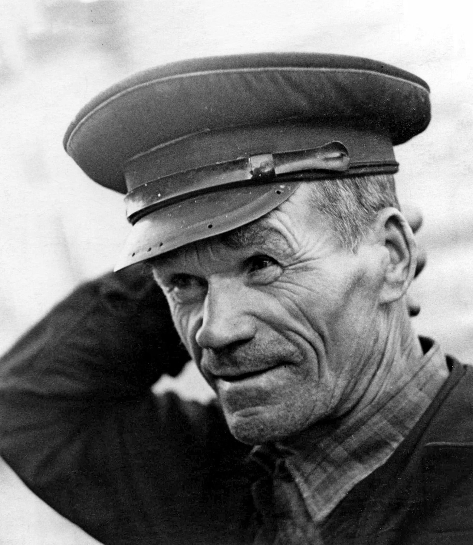 Бакенщик Александр Палыч