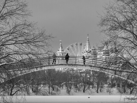 На мосту