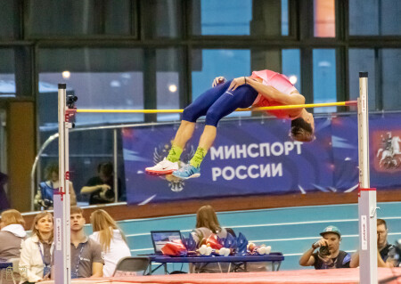 Над планкой
