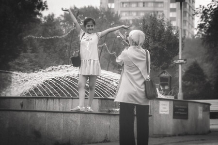 Фото у фонтана