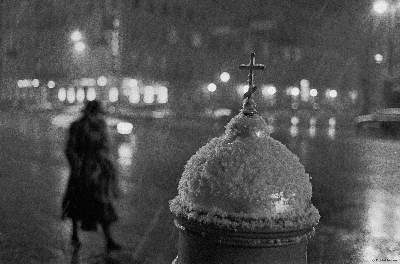 «Невский проспект, С-Пб. 2001.» раздел «Жанр». «»