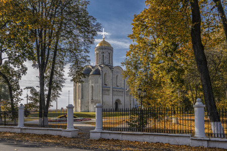 Дмитриевский собор