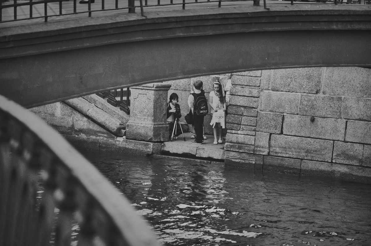 //7. раздел Жанр. фотограф Елена Харитонова