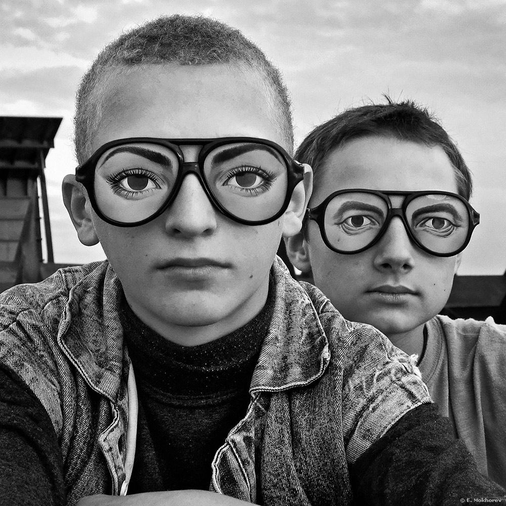 «Взгляды. Кронштадт, 2005.» раздел «Портрет». «»