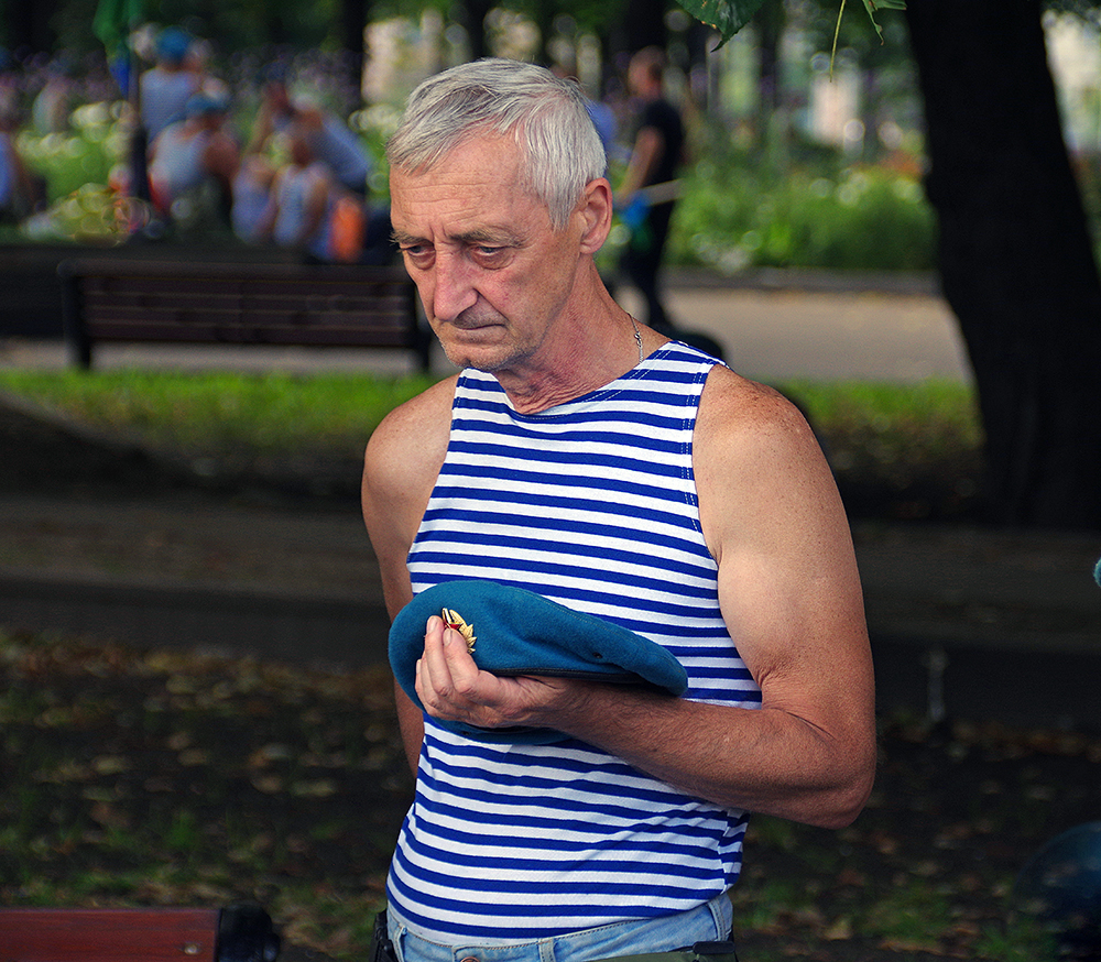 «Вспомнить боевых друзей» раздел «Жанр». «День ВДВ в Парке Горького.»