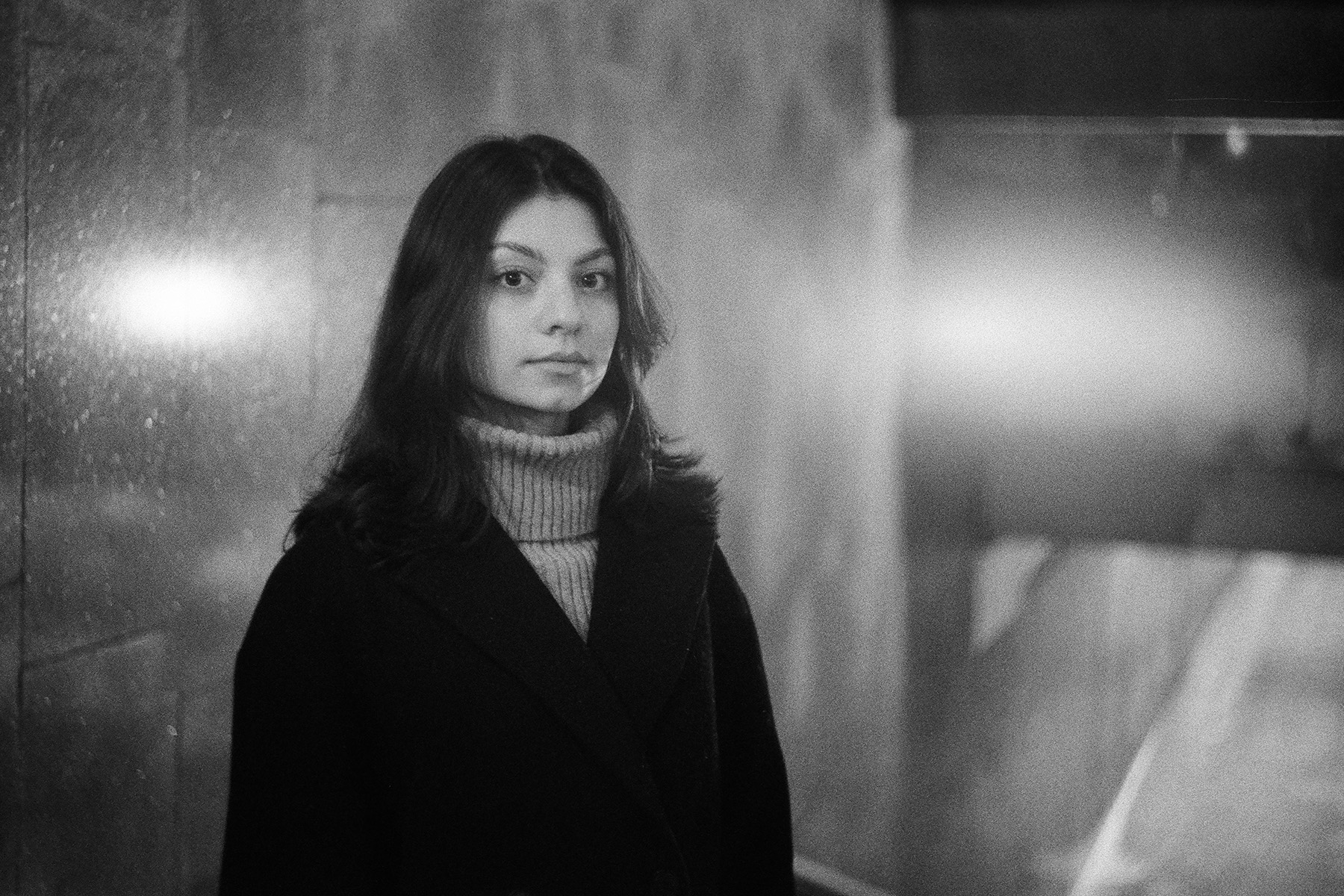 «-» раздел «Портрет». «Zenit ET / Ilford Pan 400 @1600 / February 2026»
