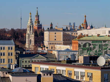 Далеко видать
