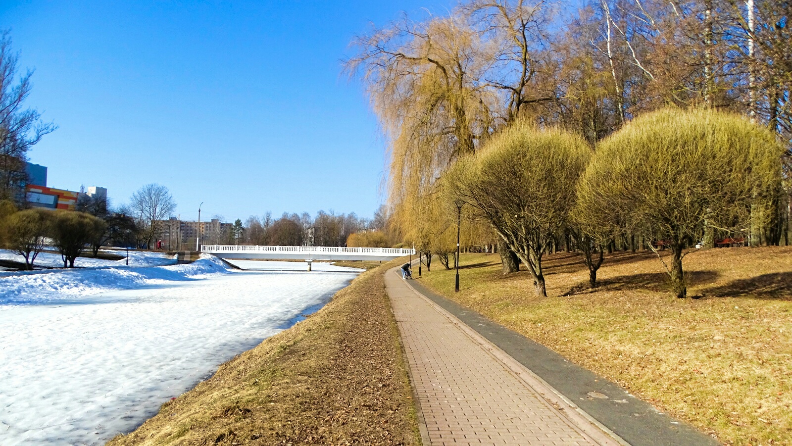 «Смоленск» раздел «Городской пейзаж». «Смоленск, парк 1100-летия города, 18.03.2026»