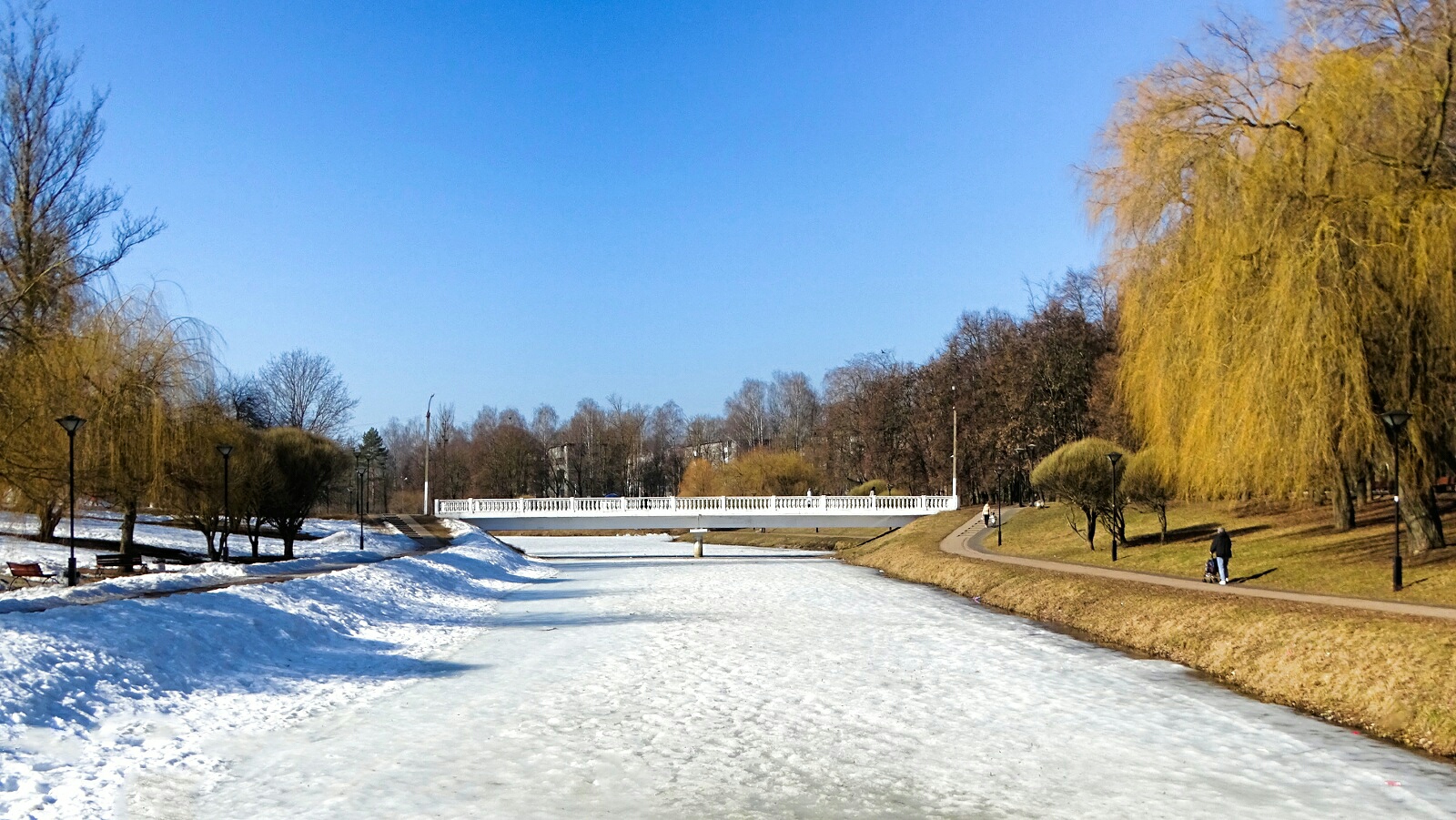 «Смоленск» раздел «Городской пейзаж». «Смоленск, городской парк 1100-летия города, 19.03.2026»