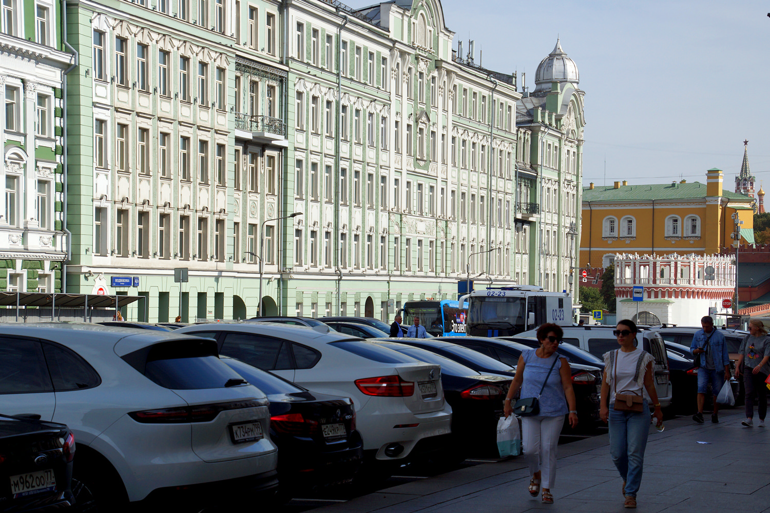 «Воздвиженка» раздел «Городской пейзаж». «Улица Воздвиженка в Москве. Сентябрь 2024.»