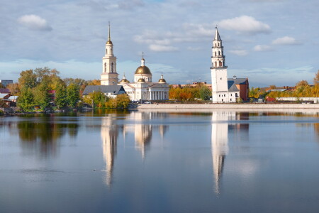 Невьянская башня