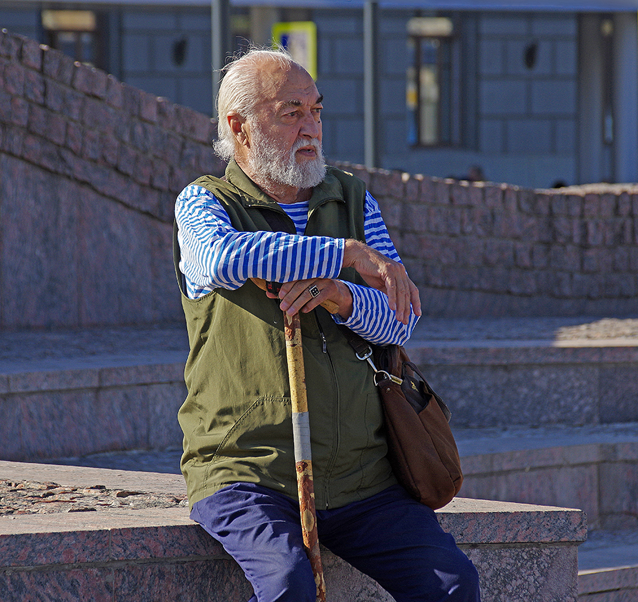 «Присел отдохнуть» раздел «Жанр». «»