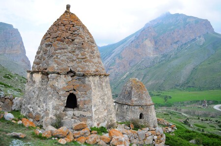 Склепы рода. Балкария (Эл-Тюбю).
