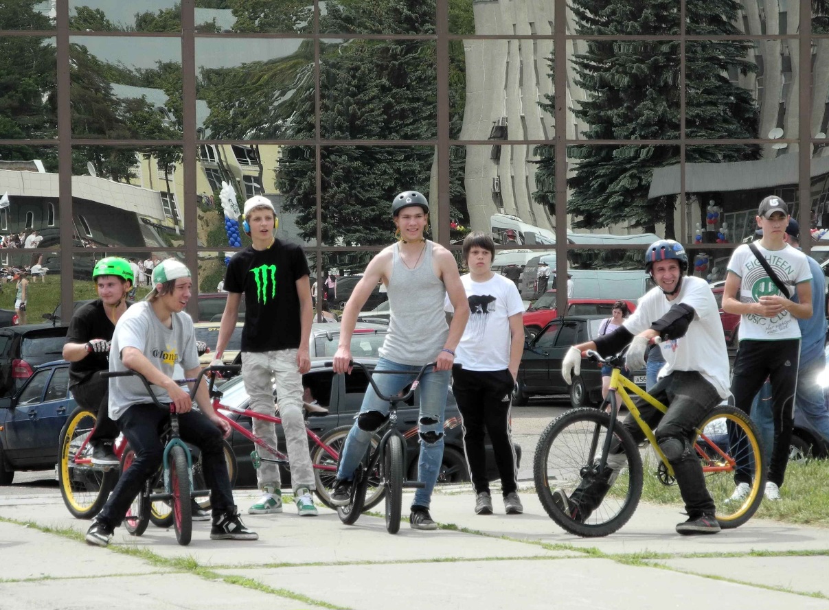 «BMX. Первый пошел...» раздел «Папарацци». «»