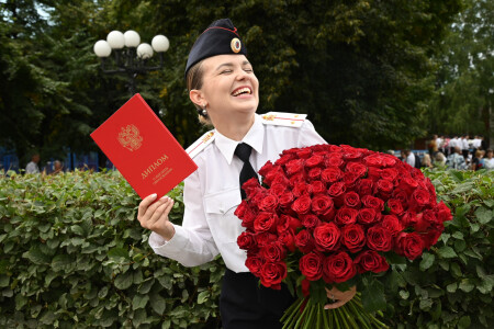 Выпускница