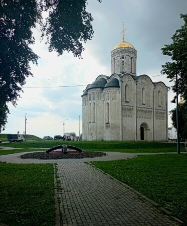 Дмитриевский собор, Владимир