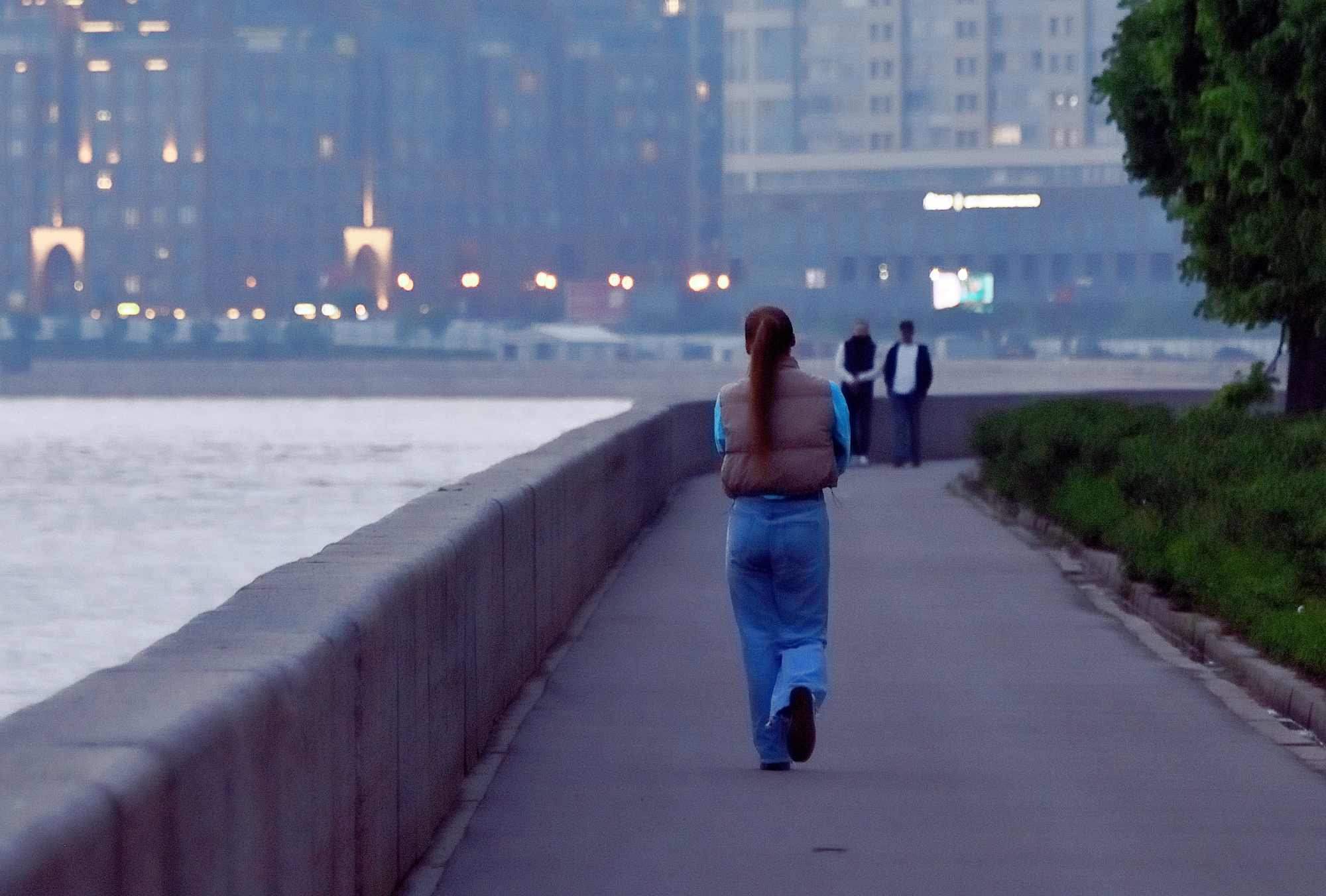 «Белая ночь. Набережная. Санкт-Петербург.» раздел «Рассветы. Закаты». «»