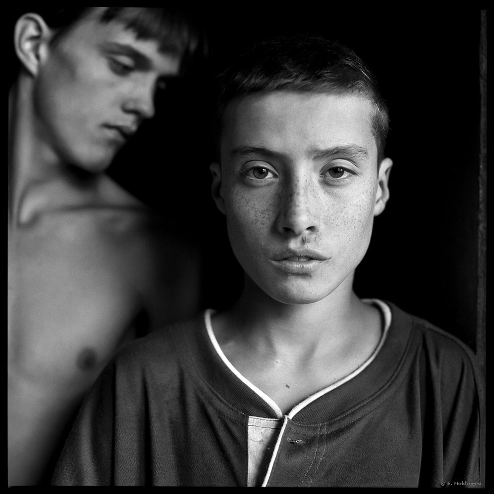 «Анатолий и Денис. С-Пб., 1999.» раздел «Портрет». «»