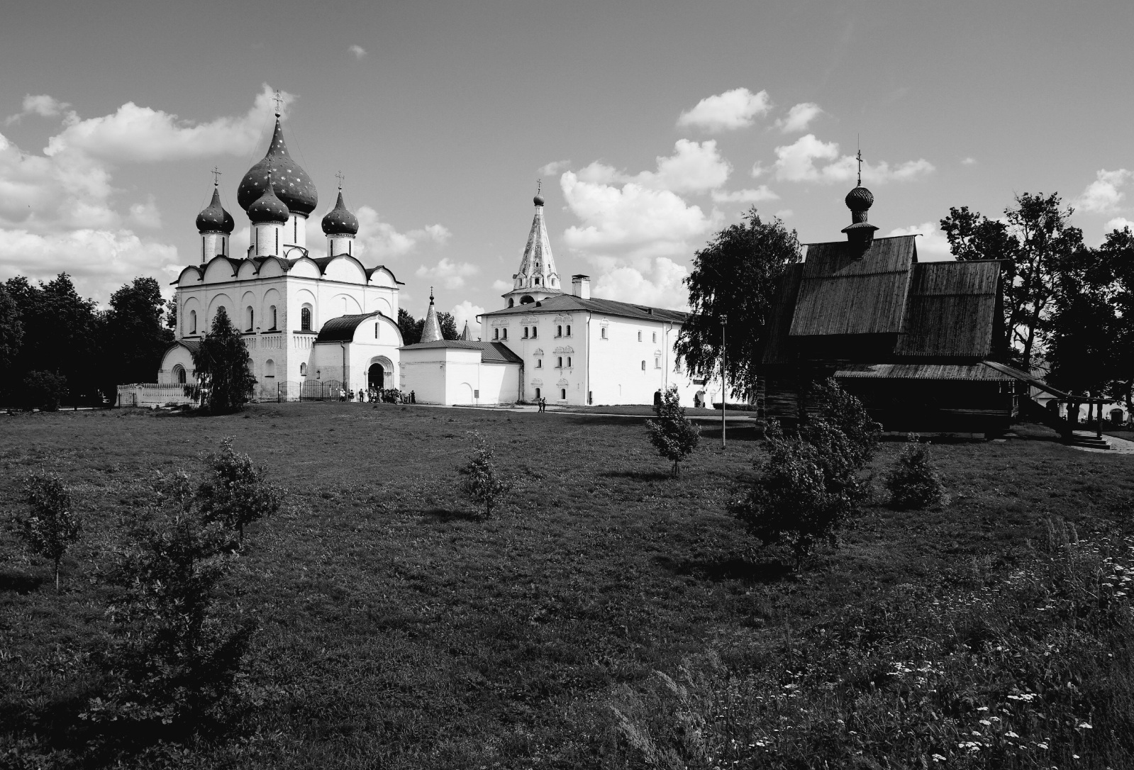 «В Суздальском кремле» раздел «Архитектура. Памятники. Интерьер». «»