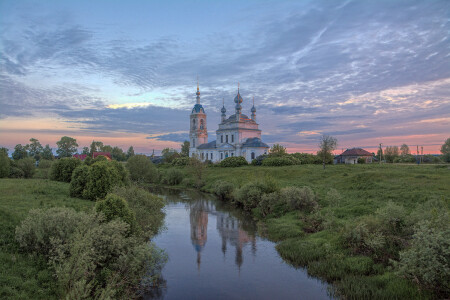 Вечер в деревне.
